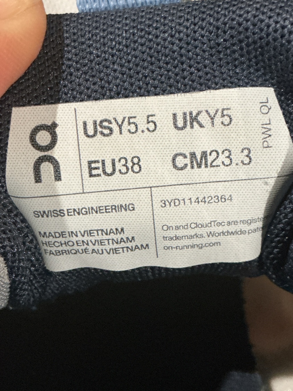 On Cloud Sky Kids 5.5Y / Women’s 7 Running Shoes White Denim Blue - Picture 16 of 16